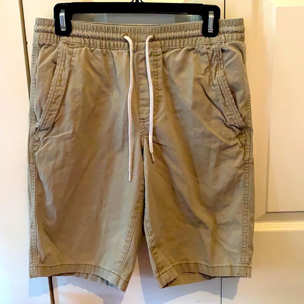 Urban Pipline men’s khaki shorts size small